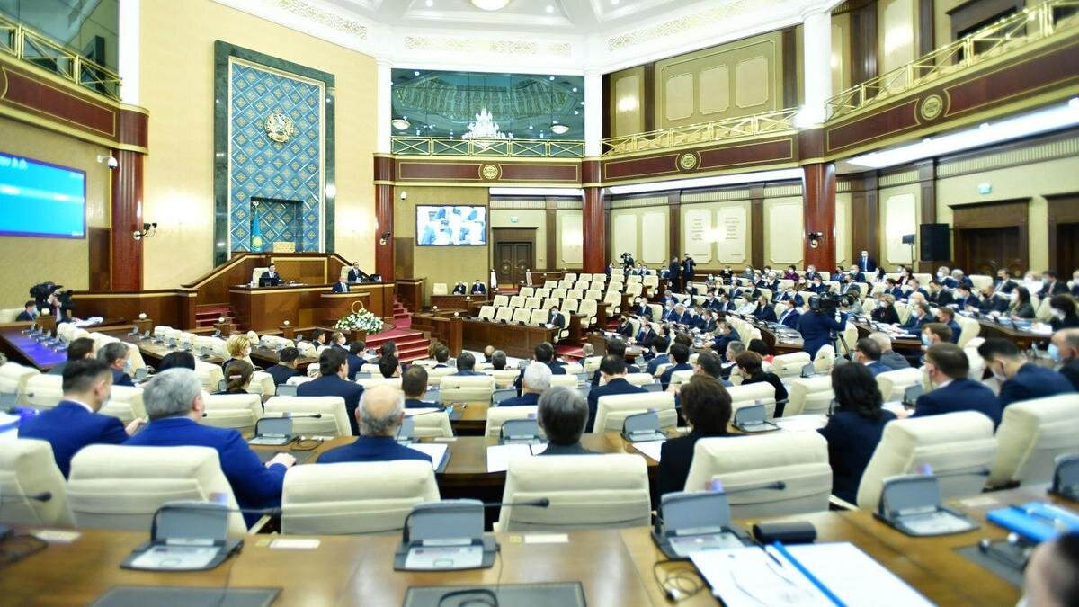    Мажилис Парламента РК:parlam.kz