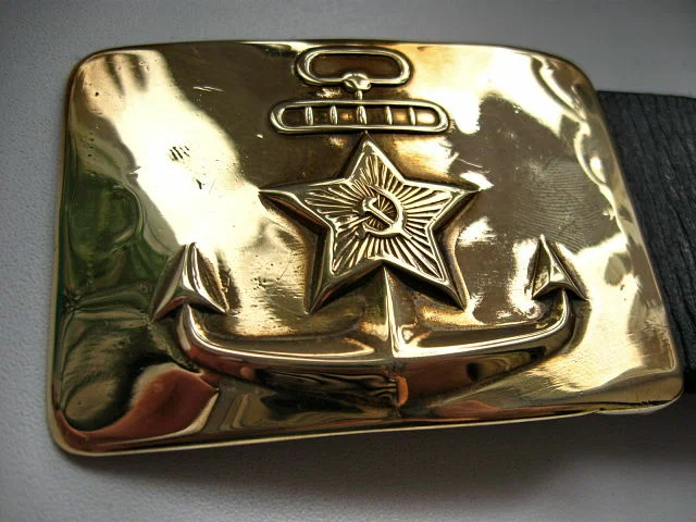 Военно-морская бляха. Особым шиком считалось иметь медную бляху.