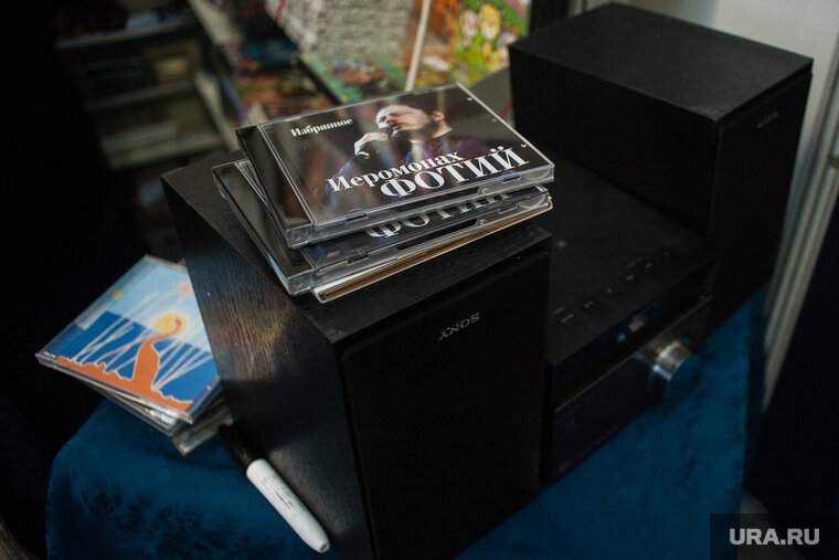    Иеромонаха Фотия пермяки услышат не только на диске, но и вживую вместе с хором «Млада»