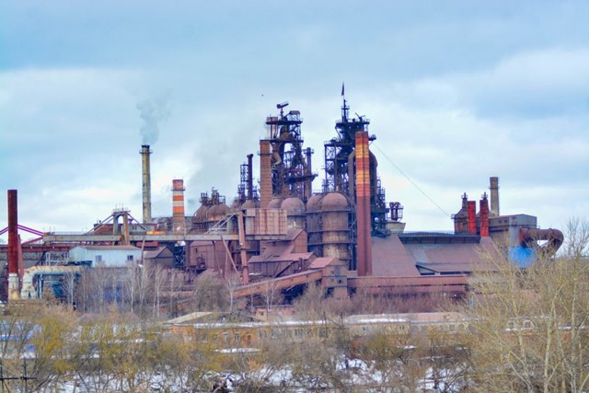    Дочь погибшего работника КМЗ не может получить положенные страховые выплаты