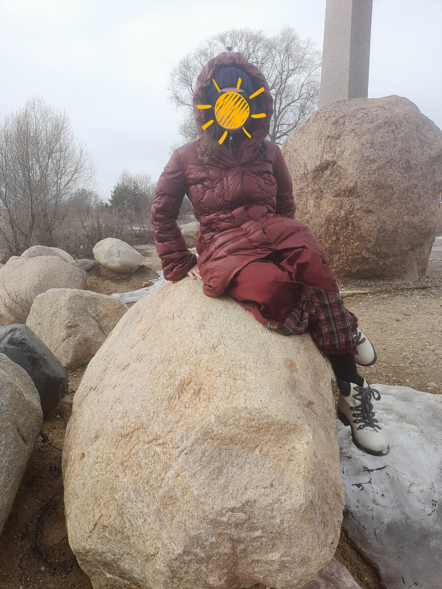 А я снова с пальто и шляпой, или даже на скидке в секонде есть чем ...