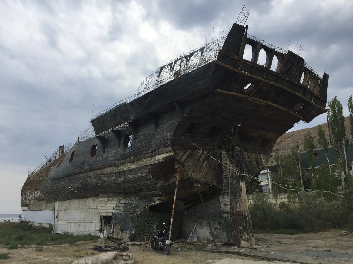 Ну а это его самая презентабельная часть 