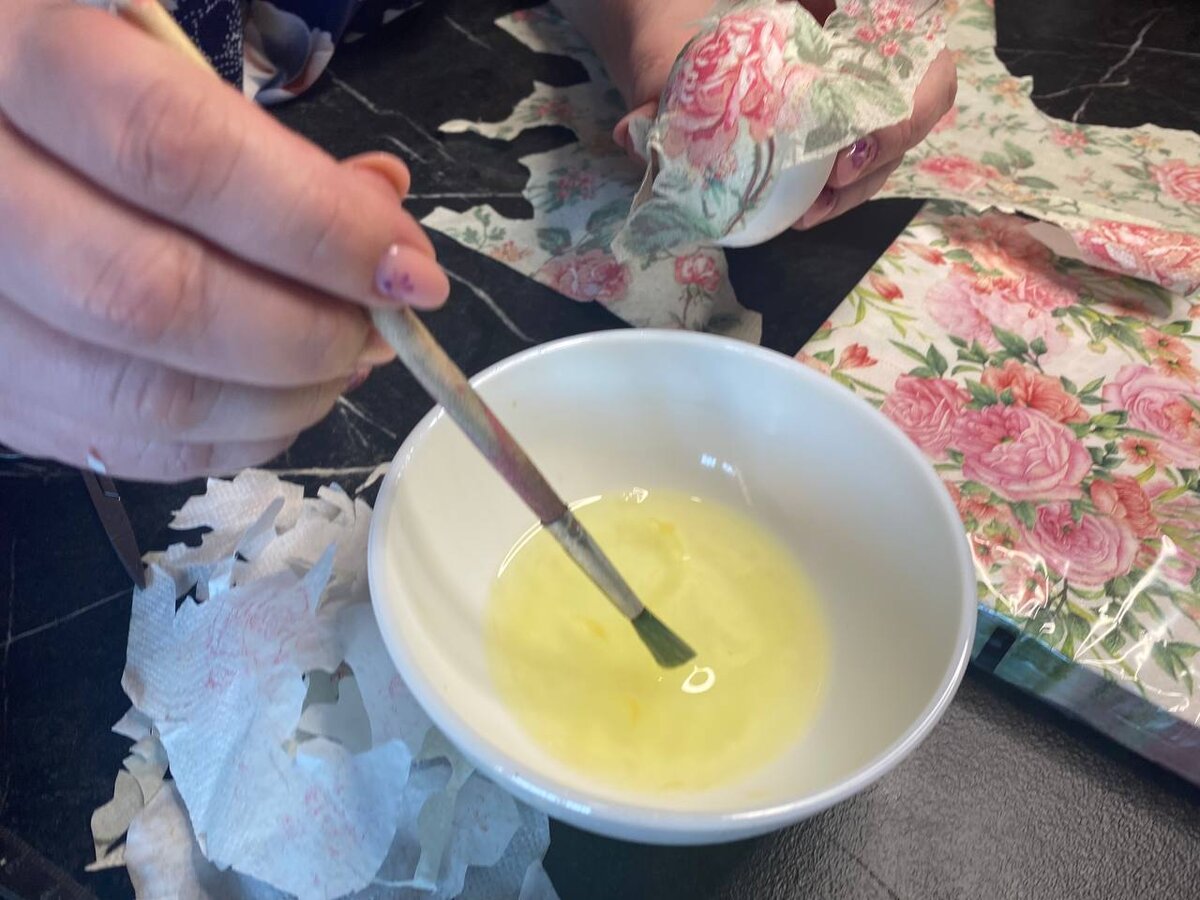 Поспорила с соседями, что у меня будут самые красивые яйца на Пасху. И ...