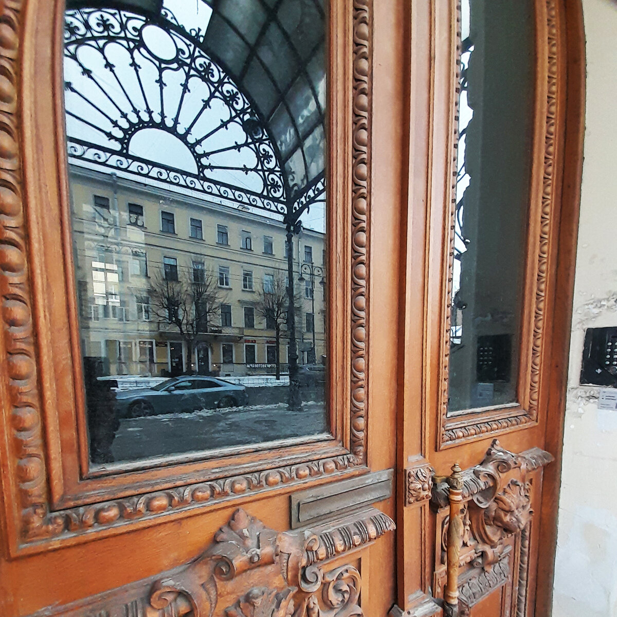 Коварная дверь, которая для нас не открылась. 