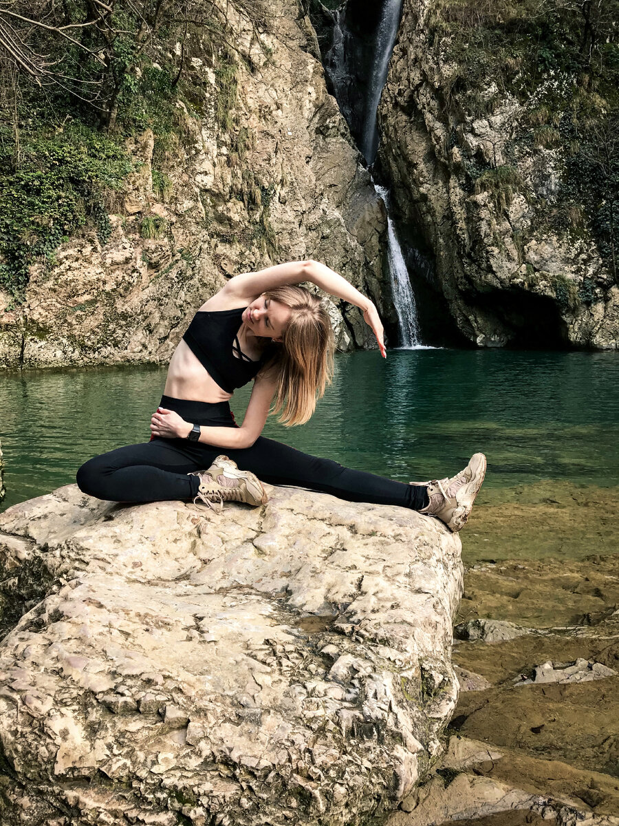 Нижний Агурский водопад