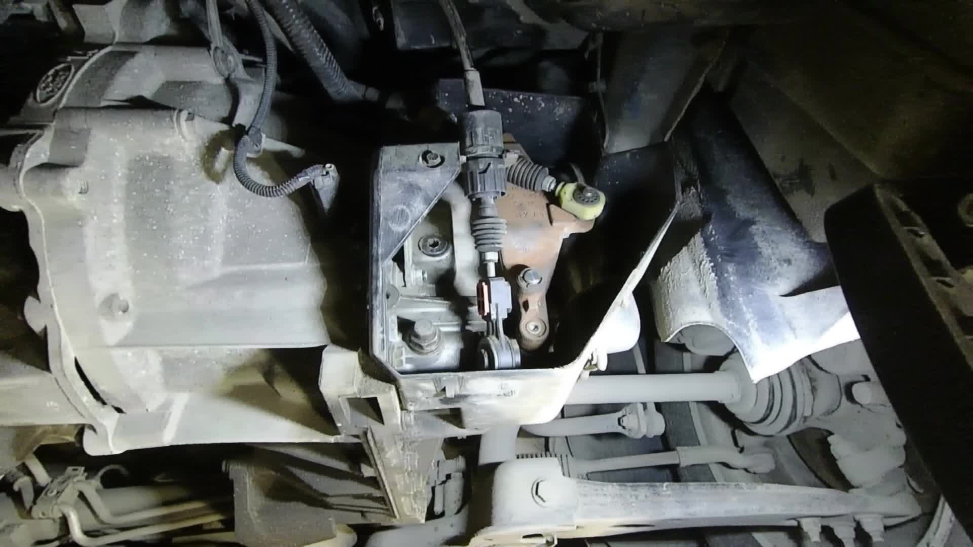Замена масла и масляного фильтра в дизельном двигателе 1,6 (для применения на моделе Ford Focus II)