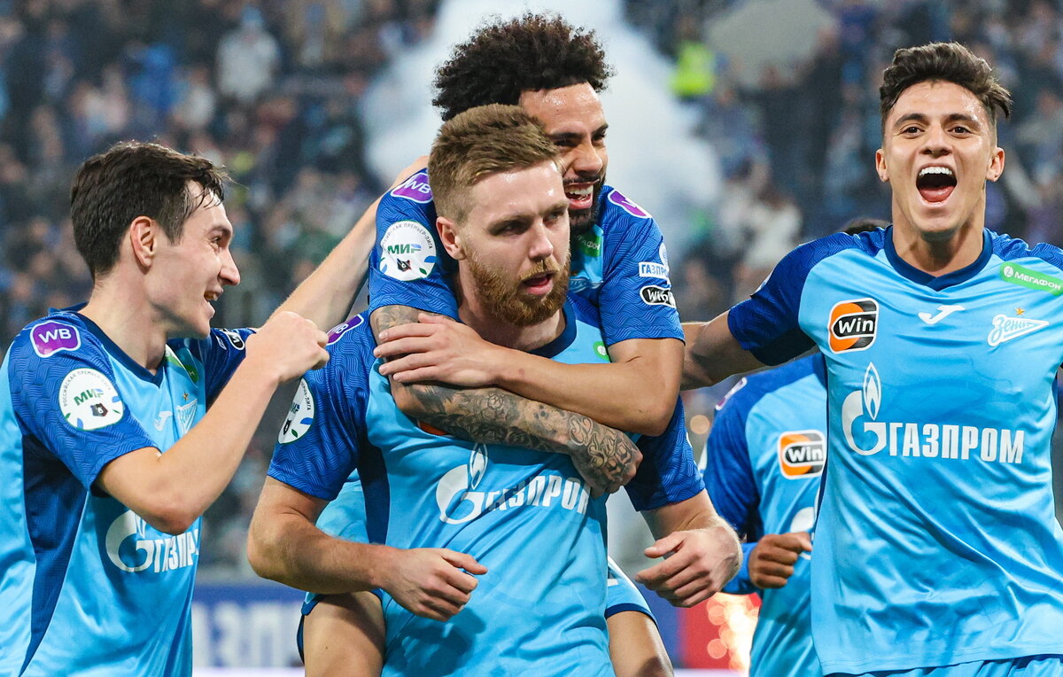    Игроки "Зенита"  Александр Демьянчук/ТАСС