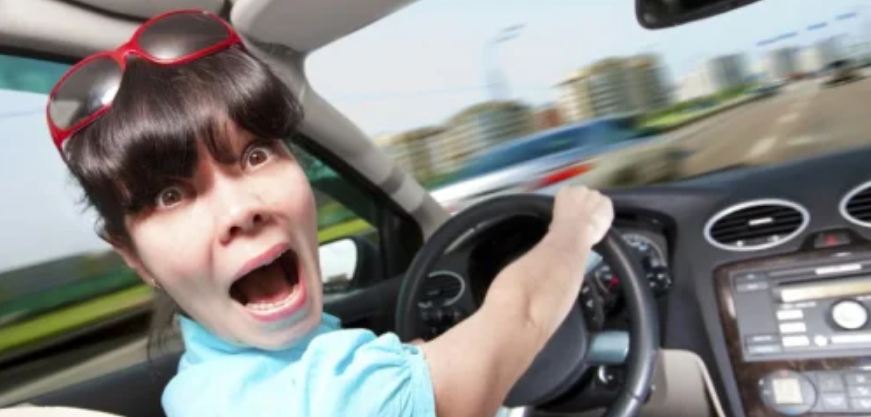 Женщины боятся быстро ездить?