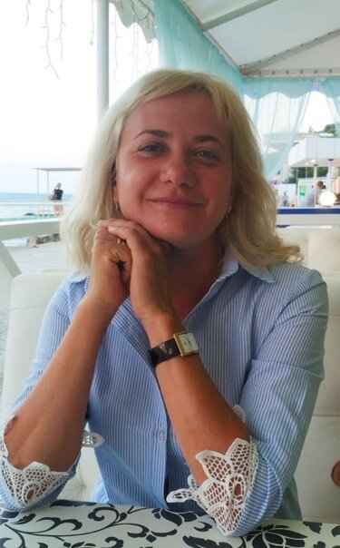 О. С. Карандашова, заместитель декана по учебной работе, заведующая кафедрой истории и теории литературы филологического факультета, кандидат филологических наук, доцент