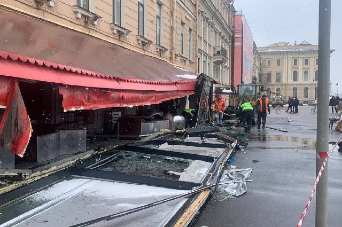    Список пострадавших при взрыве в кафе на Васильевском острове в Петербурге