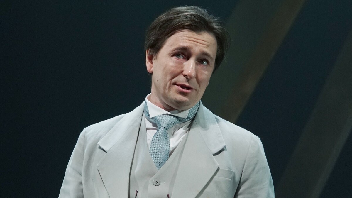    Сергей Безруков