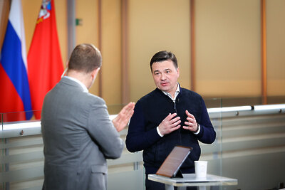    Губернатор Подмосковья Андрей Воробьев, эфир радио Спутник © Антон Чернов, «Подмосковье Сегодня»