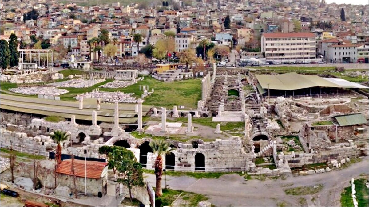 Древний город в Измире (Смирне)