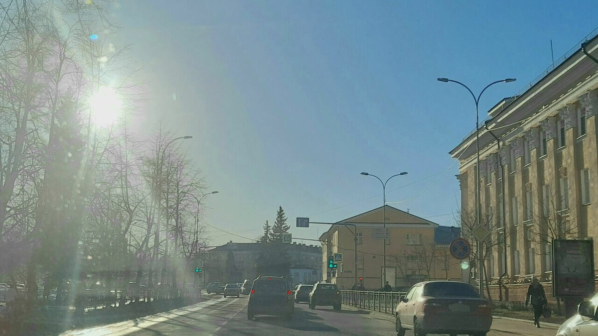     Горожанам дали совет. Информация об этом появилась в официальном паблике ГИБДД «ВКонтакте».