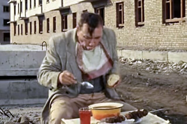 Нужно ли на обед давать первое, второе, третье и компот?