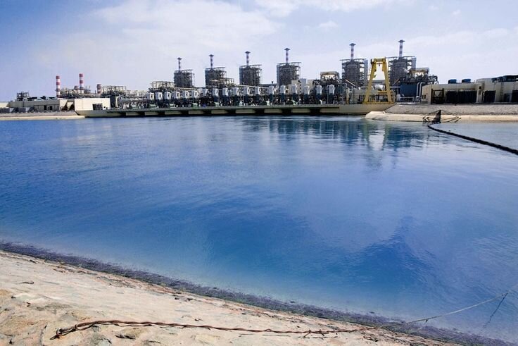 Опреснительная станция в Кувейта (фото из открытых источников)