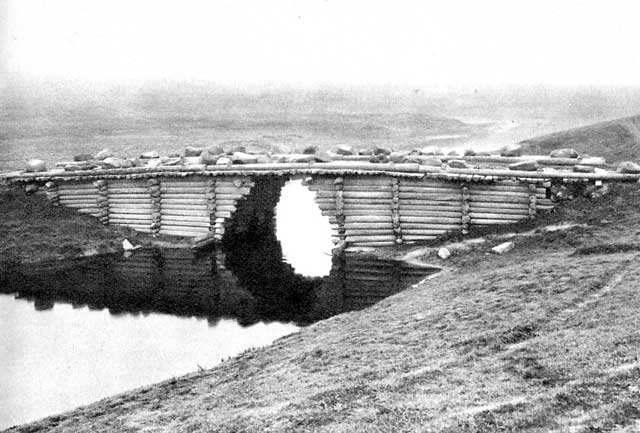 Мост на реке Сия Емецкого района Архангельской области, снимок 1920 года 