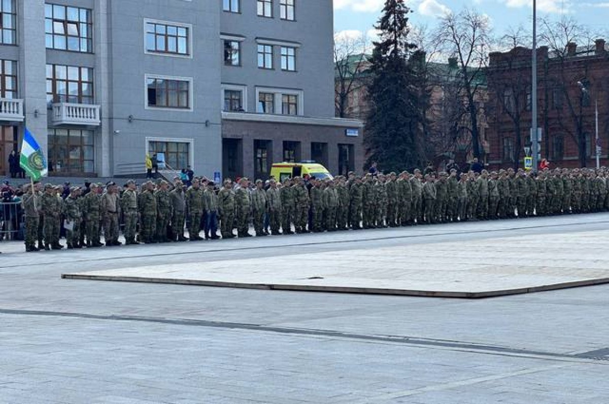    Добровольческий отряд «Ватан» в Уфе проводили на боевое слаживание