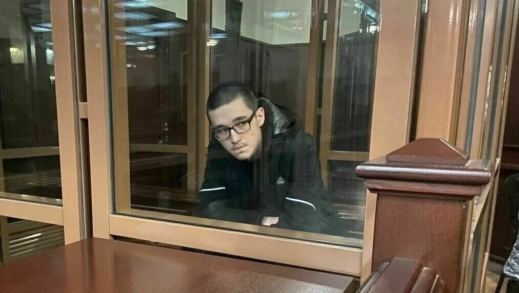     Адвокат подсудимого настаивал на отправке его подзащитного на принудительное лечение.