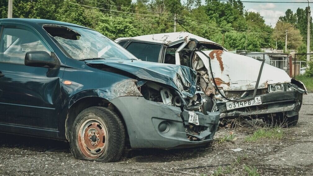     На федеральной автодороге Тюмень-Ханты-Мансийск в Уватском районе Тюменской области теперь дежурят по три наряда взвода ГИБДД, в связи с опасным ростом аварийности.