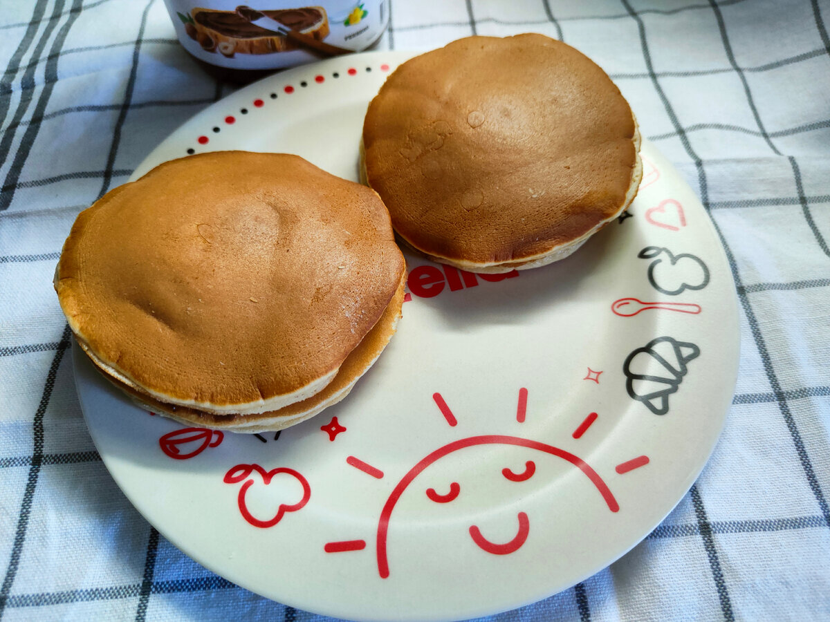 Дораяки - бисквитные оладьи с начинкой 😁