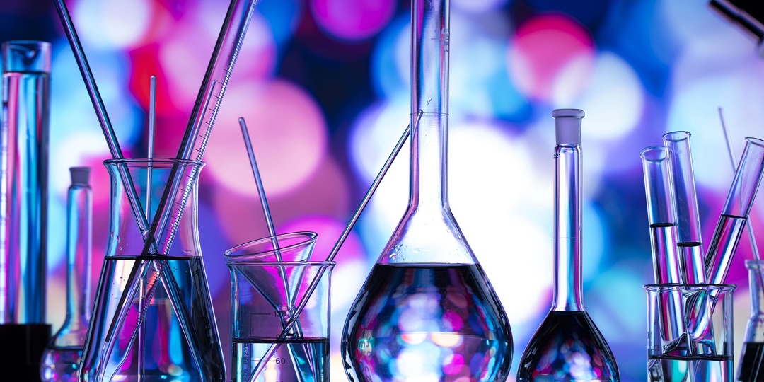 Как сдать ЕГЭ по химии на 100 баллов: опыт Саши Сильвера