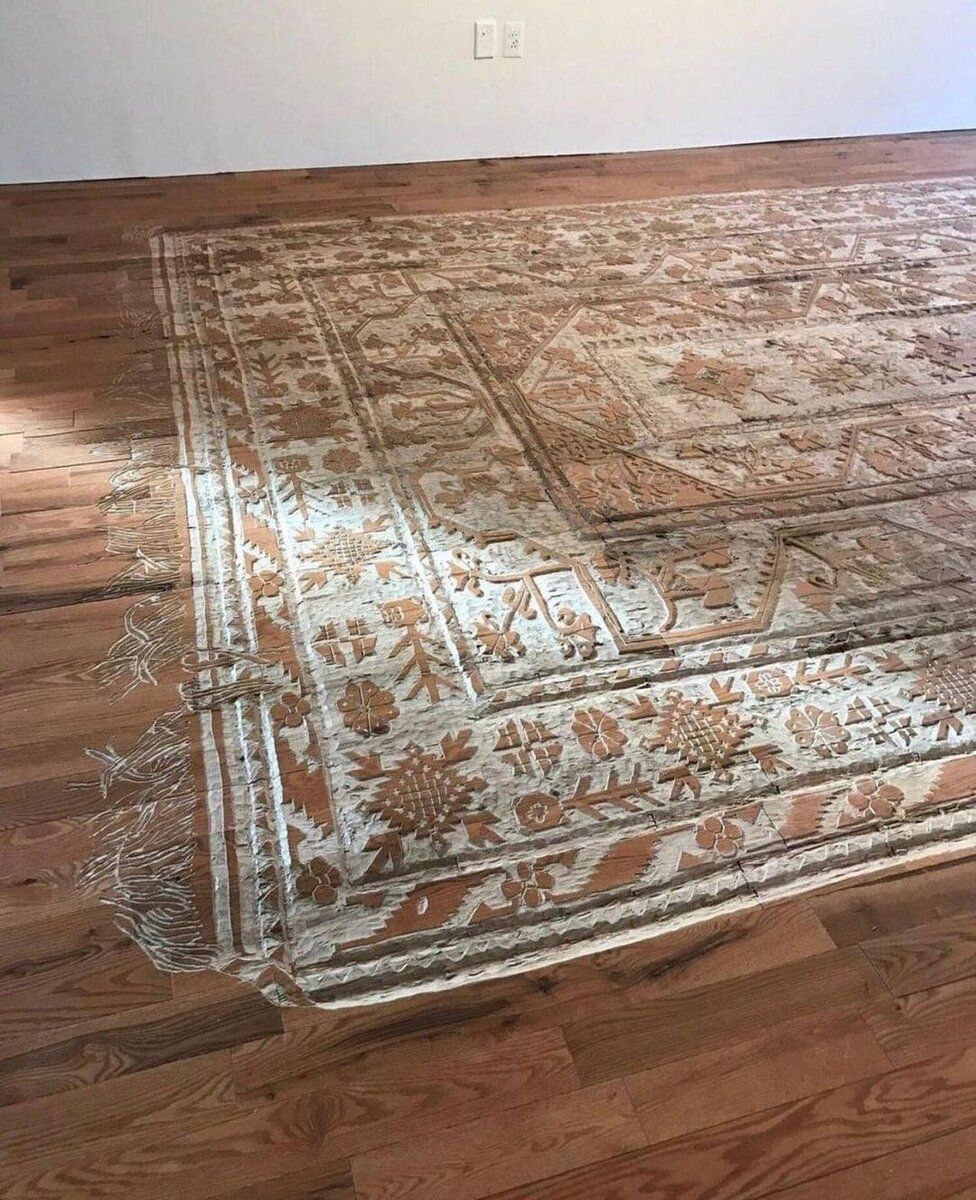 This "rug" is carved into the oak-wood floor by Spanish artist Selva Aparicio 😮
Этот «коврик» вырезан на дубовом полу испанской художницей Сельвой Апарисио
♦
https://www.facebook.com/craftionarypage/posts/pfbid02tQ3hHtVwRagqvjjsrsSwcqWrnng4Q55LuUFjqyx5yC2eMS385yt9GG575Gxi6F7gl