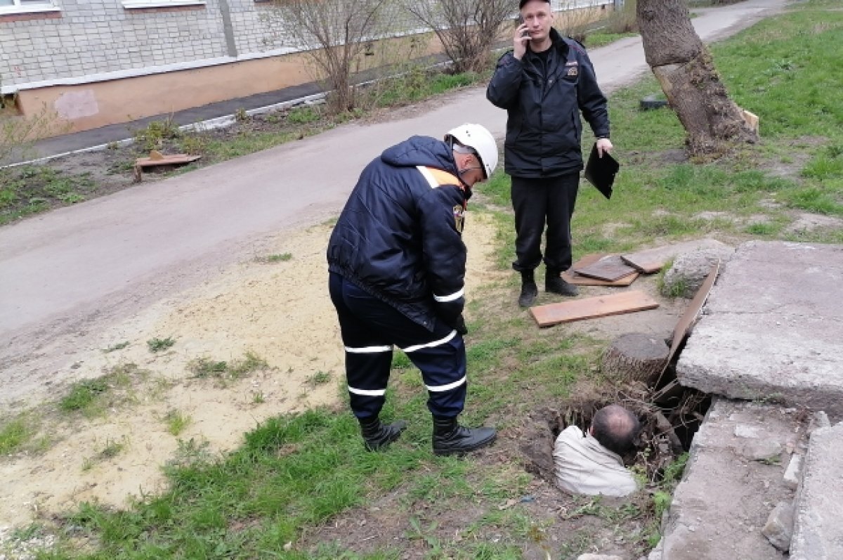    Мужчина провалился в колодец в Заводском районе Пензы