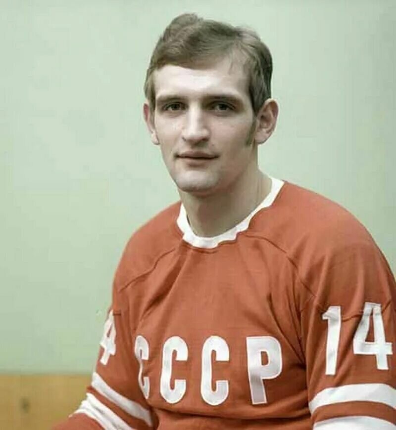 ВИКТОР ЖЛУКТОВ. 