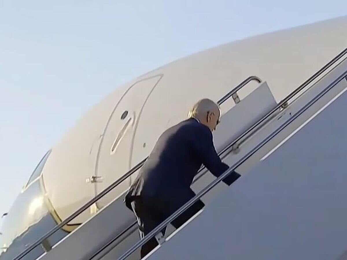 корабельный трап. сошел по трапу на берег. трап (морской термин). иллюстрации к книге аленький цветочек. пристань рождествено самара.