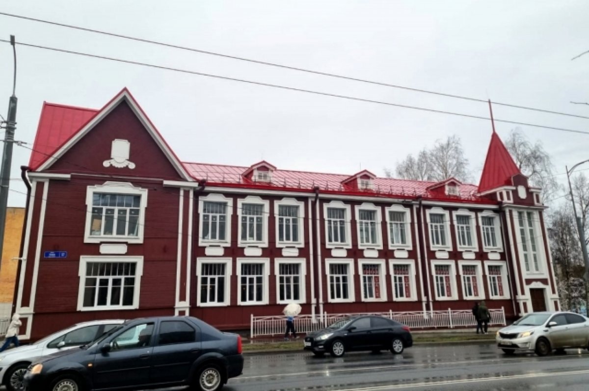    Вывески с названиями блюд убрали с памятника архитектуры в Петрозаводске
