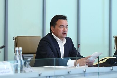    Губернатор Подмосковья Андрей Воробьев на совещании с руководящим составом правительства Московской области и главами городских округов © Антон Чернов, «Подмосковье Сегодня»