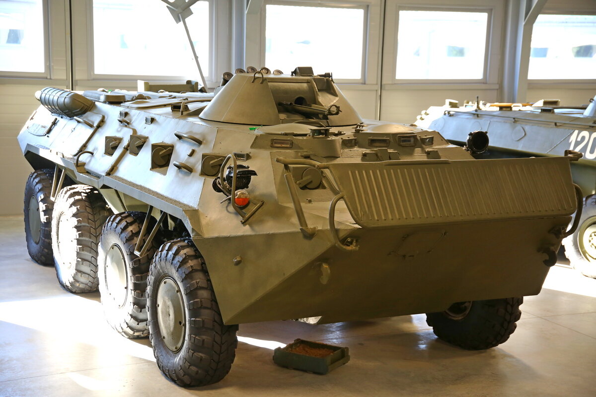 Бронетранспортеров бтр-4е. Лучший бтр. Armored personnel carrier (apc) eitan 8x8. Бтр газ 5903. Моторный отсек бтр 80.