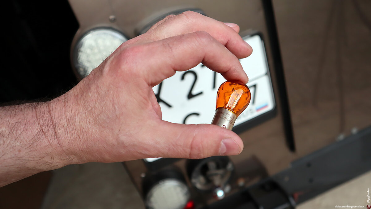 
OSRAM ORIGINAL (7507-02B) PY21W © deletant