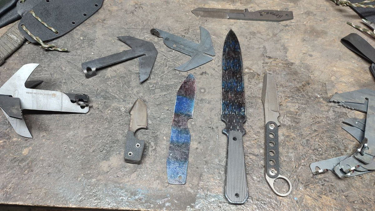 мастер сделать нож. самодельные кованые ножи. самодельные ножи. самодельная рукоятка для ножа. нож из напильника.