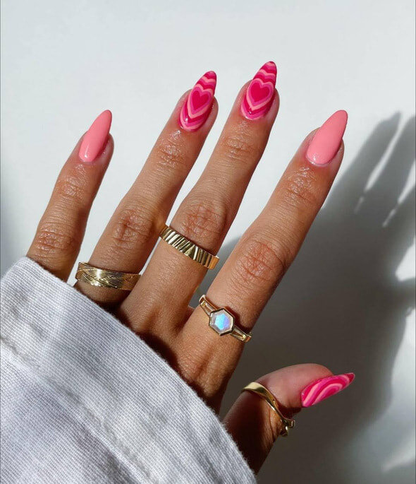    Соцсети мастера по маникюру Фиби Каскарины