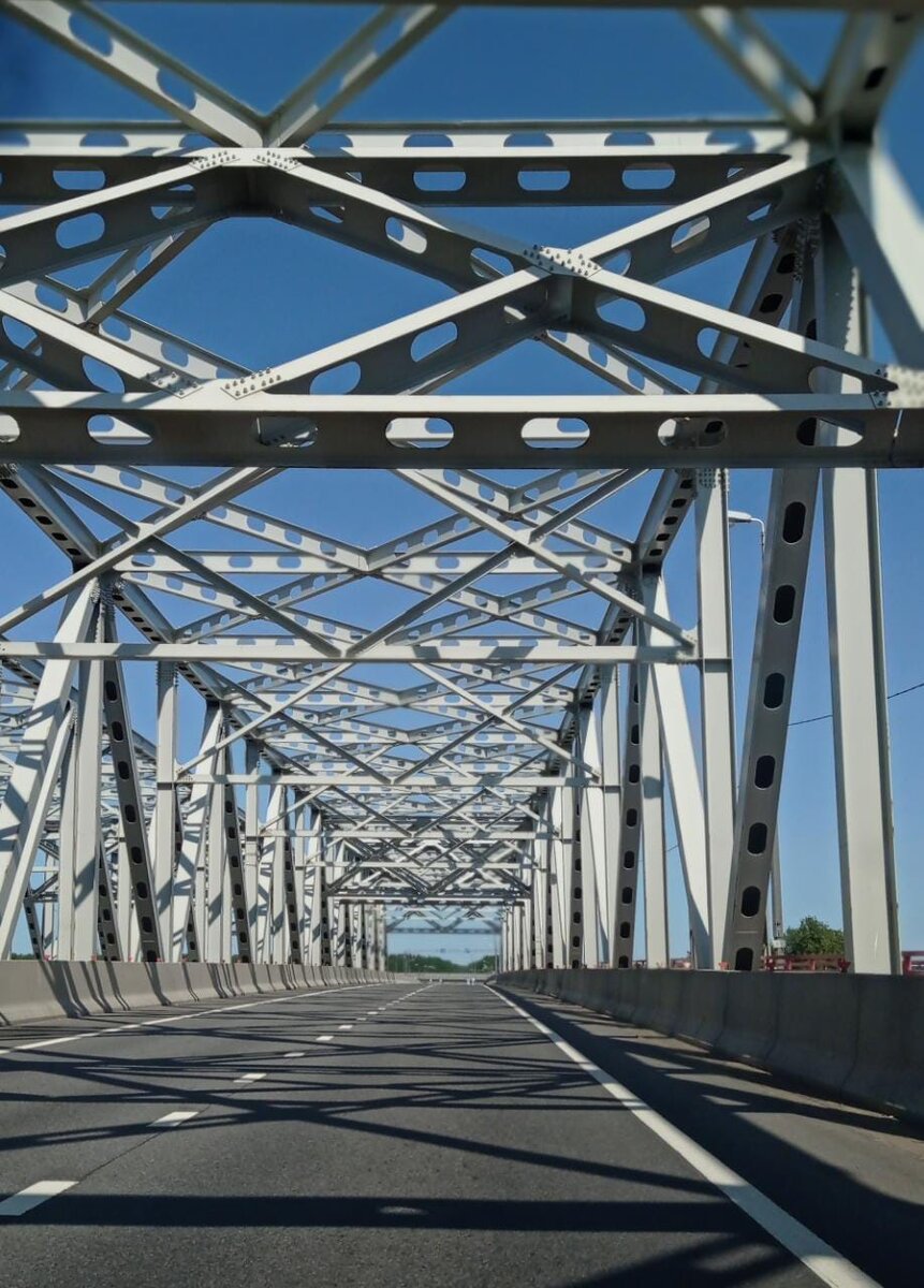 Выглядит футуристично