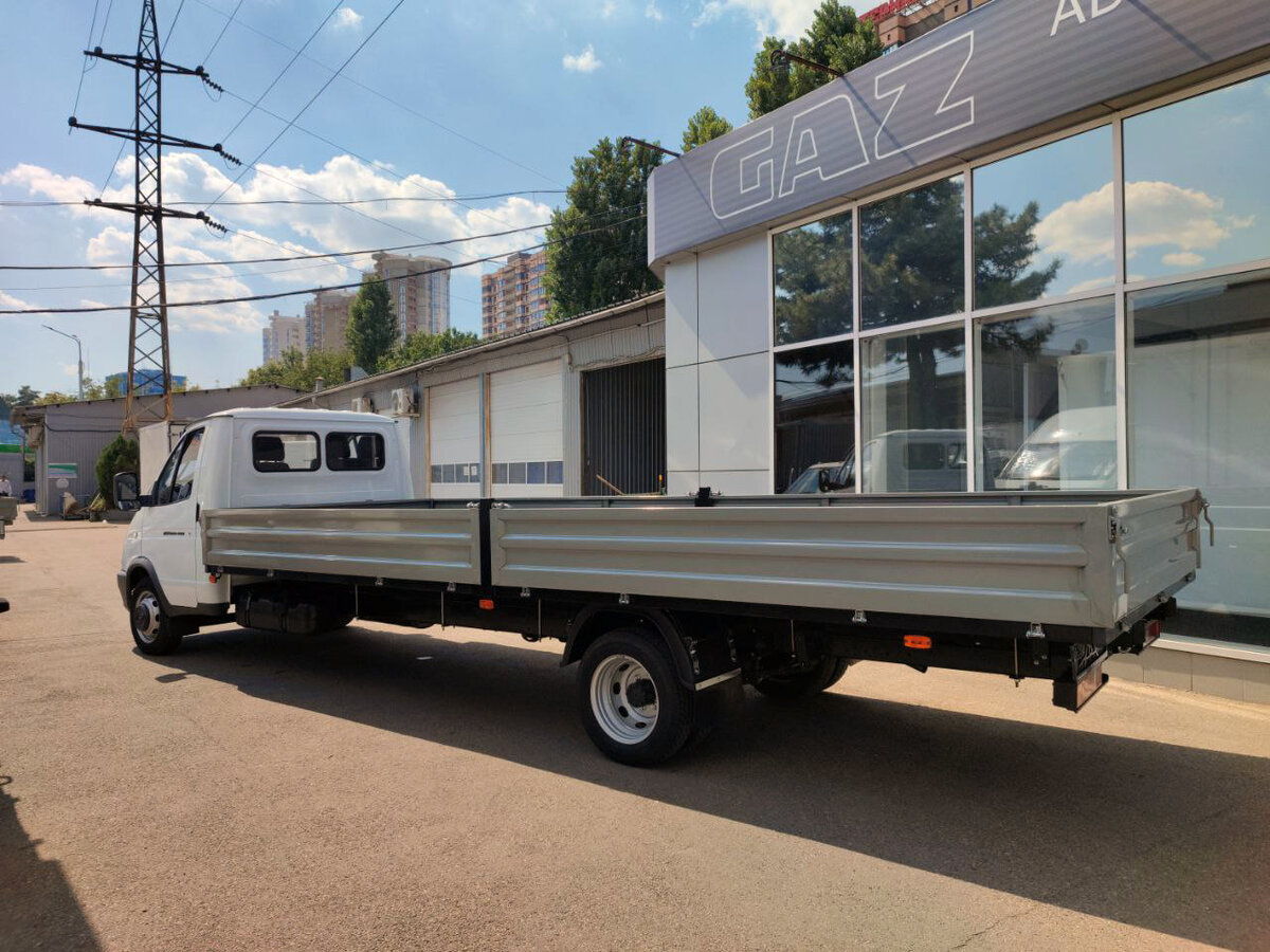 Удлинённая бортовая ГАЗель Бизнес грузовой платформы 6 метров. 