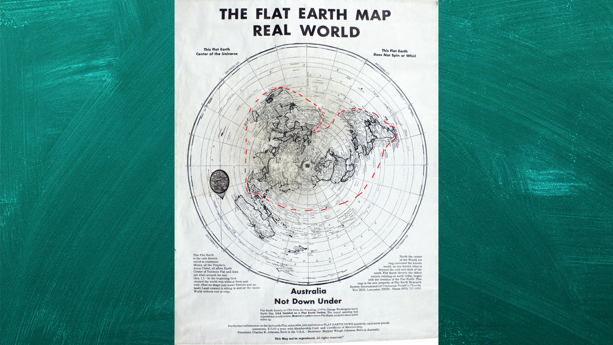 Я наложил карту кругосветного путешествия Магеллана и Элькано на карту плоской Земли