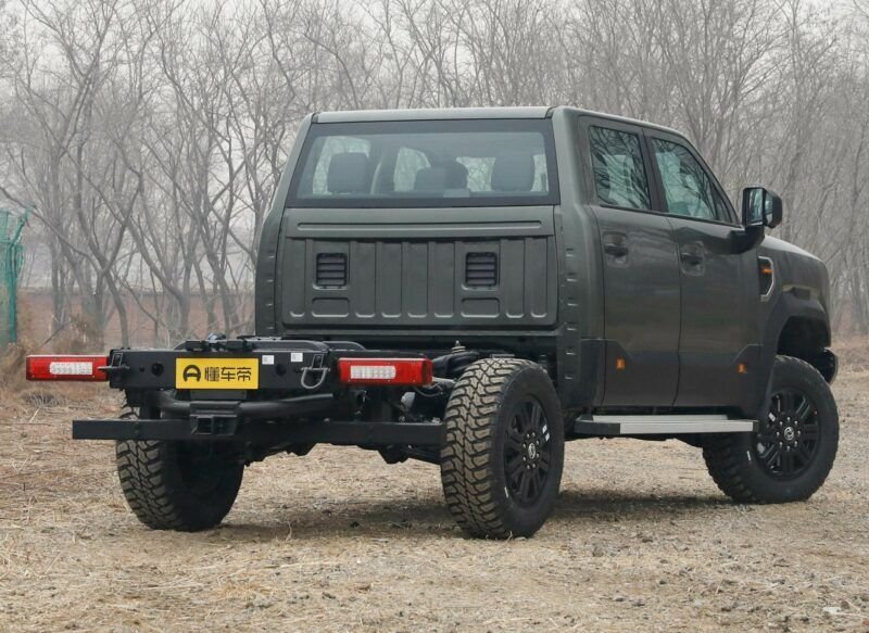 Китайский gmc. Gmc сиерра. Great wall пикап 2021. Китайский пикап 2023. Gmc сильверадо 2014.