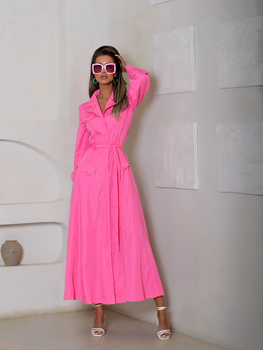 Что носить летом, чтобы выглядеть стильно и чувствовать себя максимально комфортно?  Ответ прост - подходят все варианты! Платья, юбки, брюки, костюмы, главное знать, как их сочетать!-28