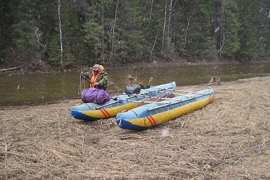    В Бурятии продолжаются поиски восьмой пропавшей во время сплава на катамаранах туристки