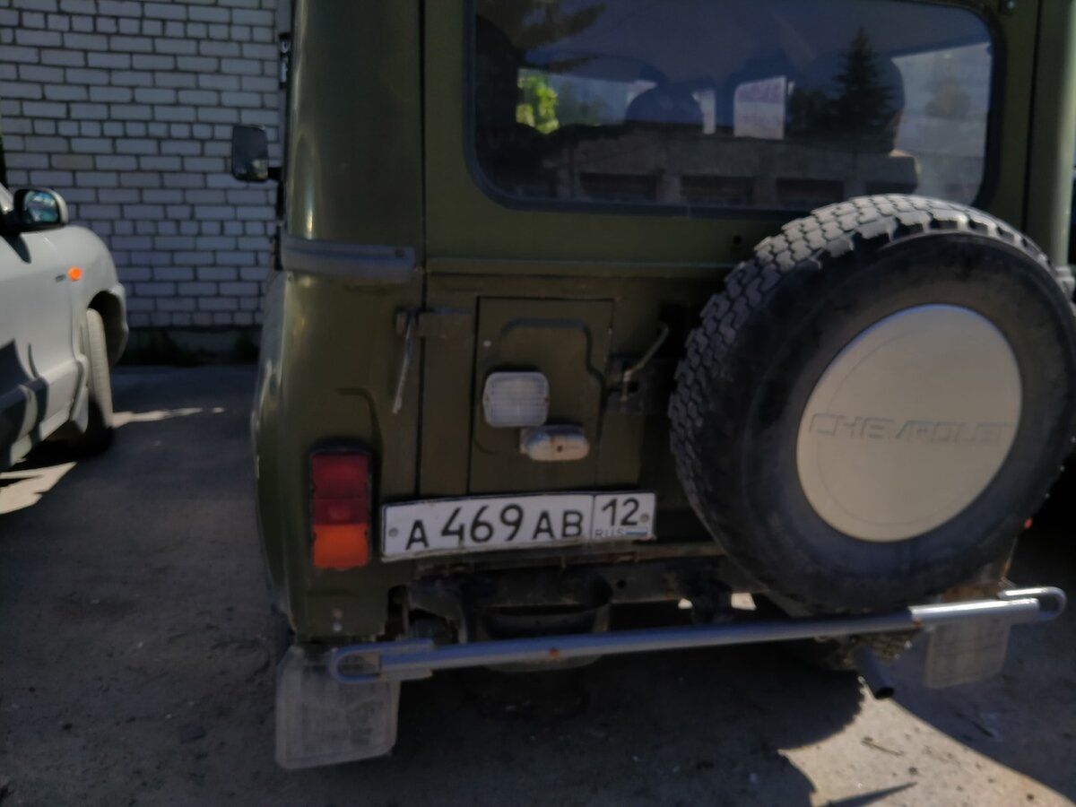 В УАЗике для сына на первое время должно быть всё прекрасно в том числе и номер.