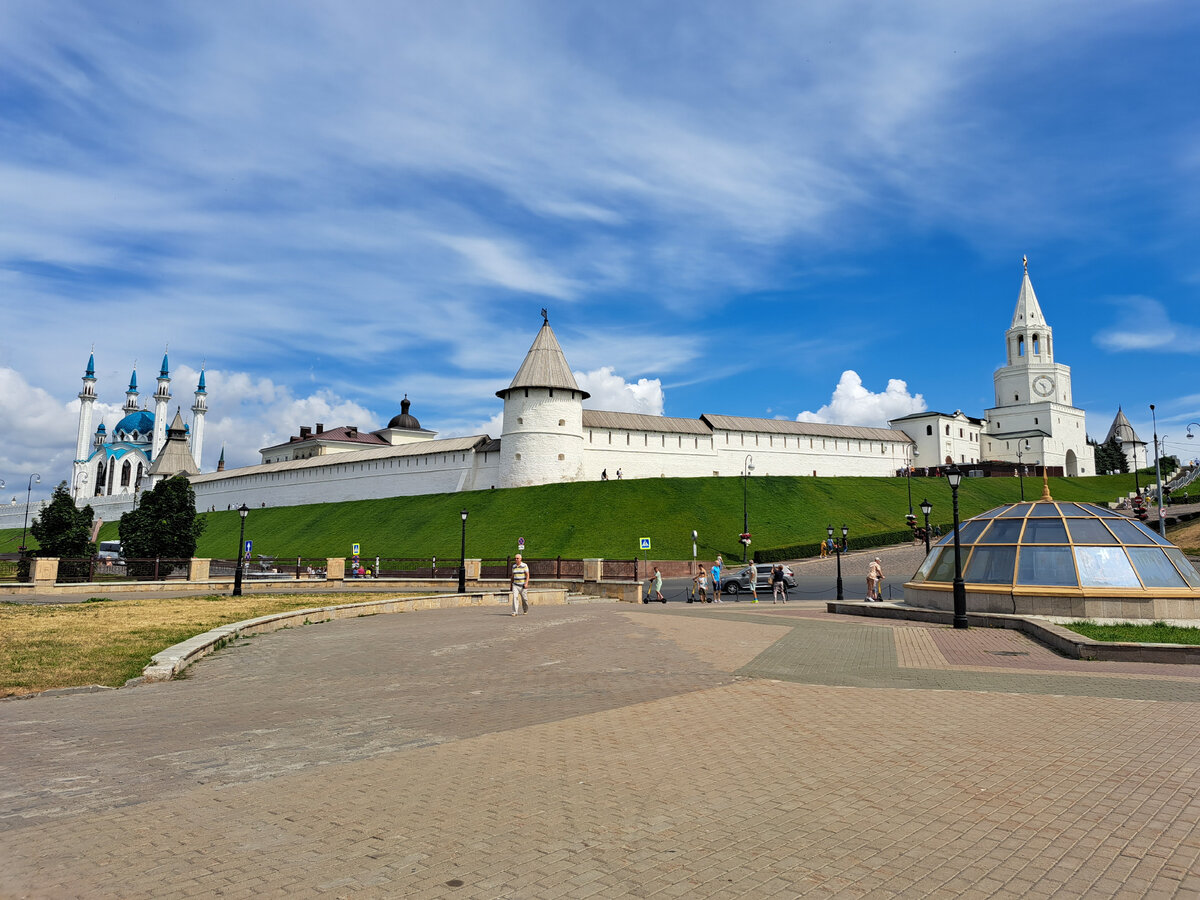 Листайте карусель