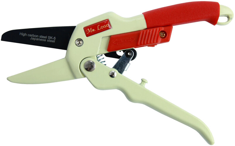 Благодаря храповому механизму даже толстую ветку можно отрезать за 3–4 нажатия