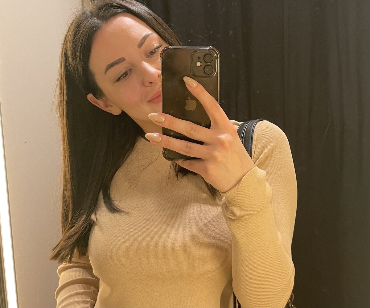 Маски я чередую, иногда пользуюсь покупными, иногда делаю дома самостоятельно 