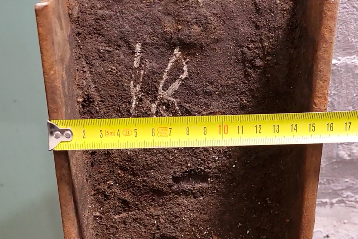 ширина швеллера 160мм.