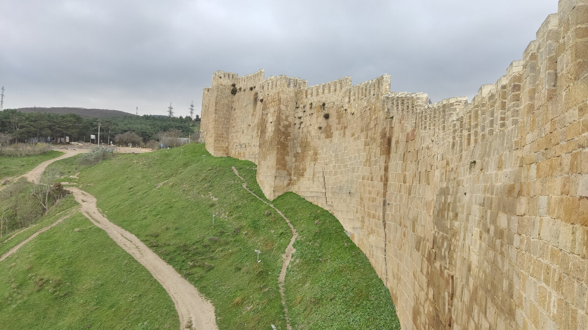 Крепость нарын кала в дербенте фото самые красивые