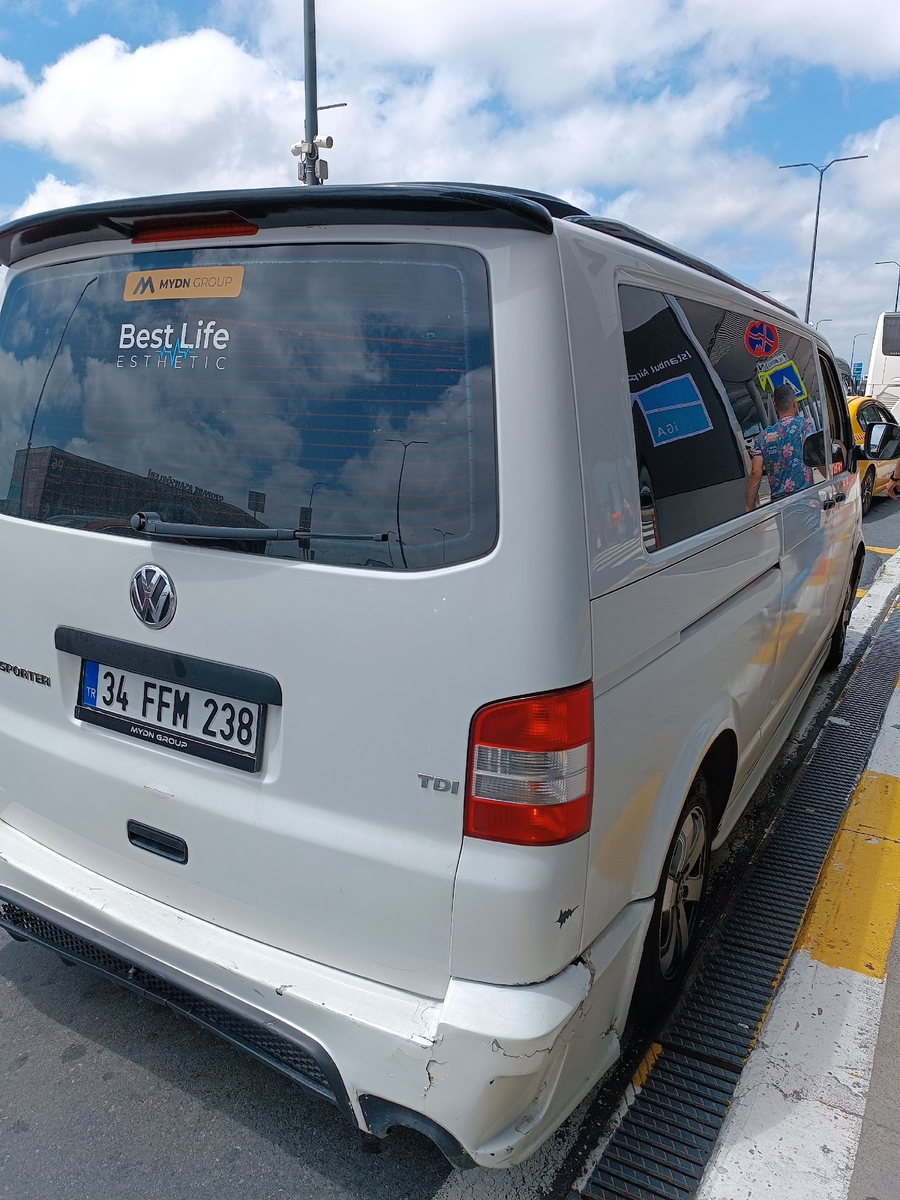 Вот так выглядела машина снаружи