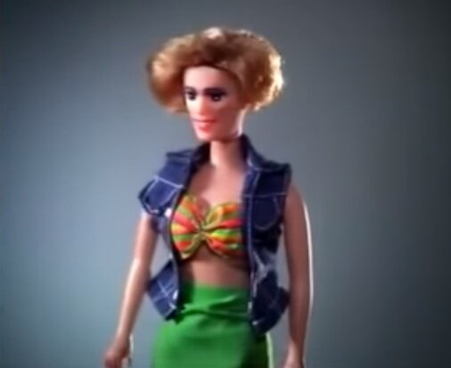 Жена мужика из Алабамы. Видимо, красит брови по вечерам. Принтскрин